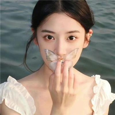 四月的假面